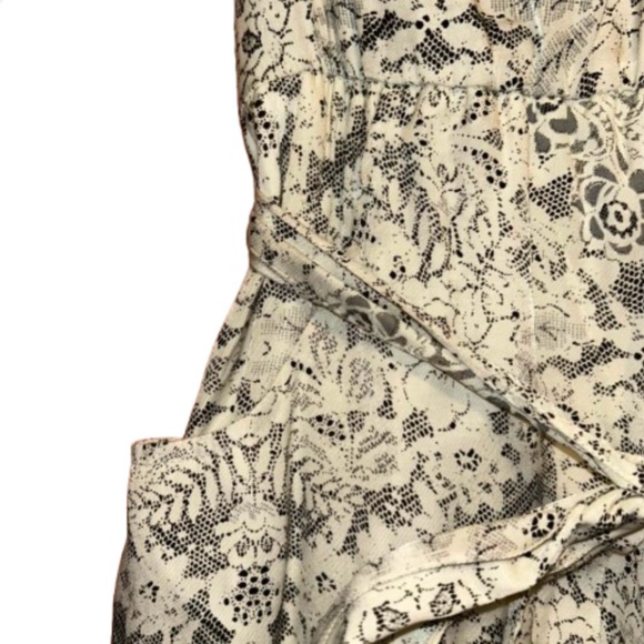 Tulle by Anthro Women’s Medium White & Black Floral Tie Cinch Waist Mini Dress - Picture 8 of 13